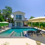 Hills Luxury Fethiye, Yesiluzumlu By Sunworld Villa *